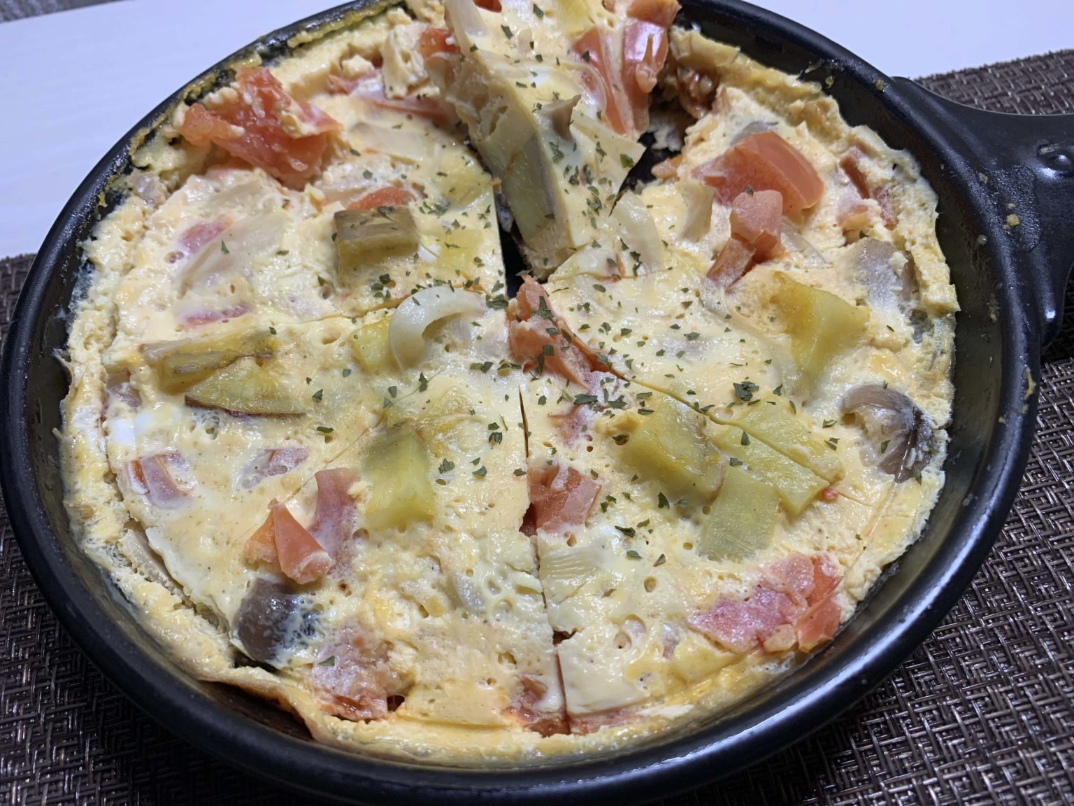 アスパラガスとヤギチーズのフリッタータ レシピ